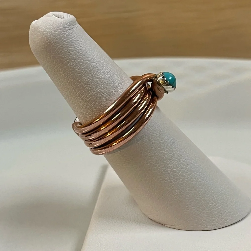 Navajo Handmade By Yolanda Skeets Coiled Copper and Turquoise Ring Size 6